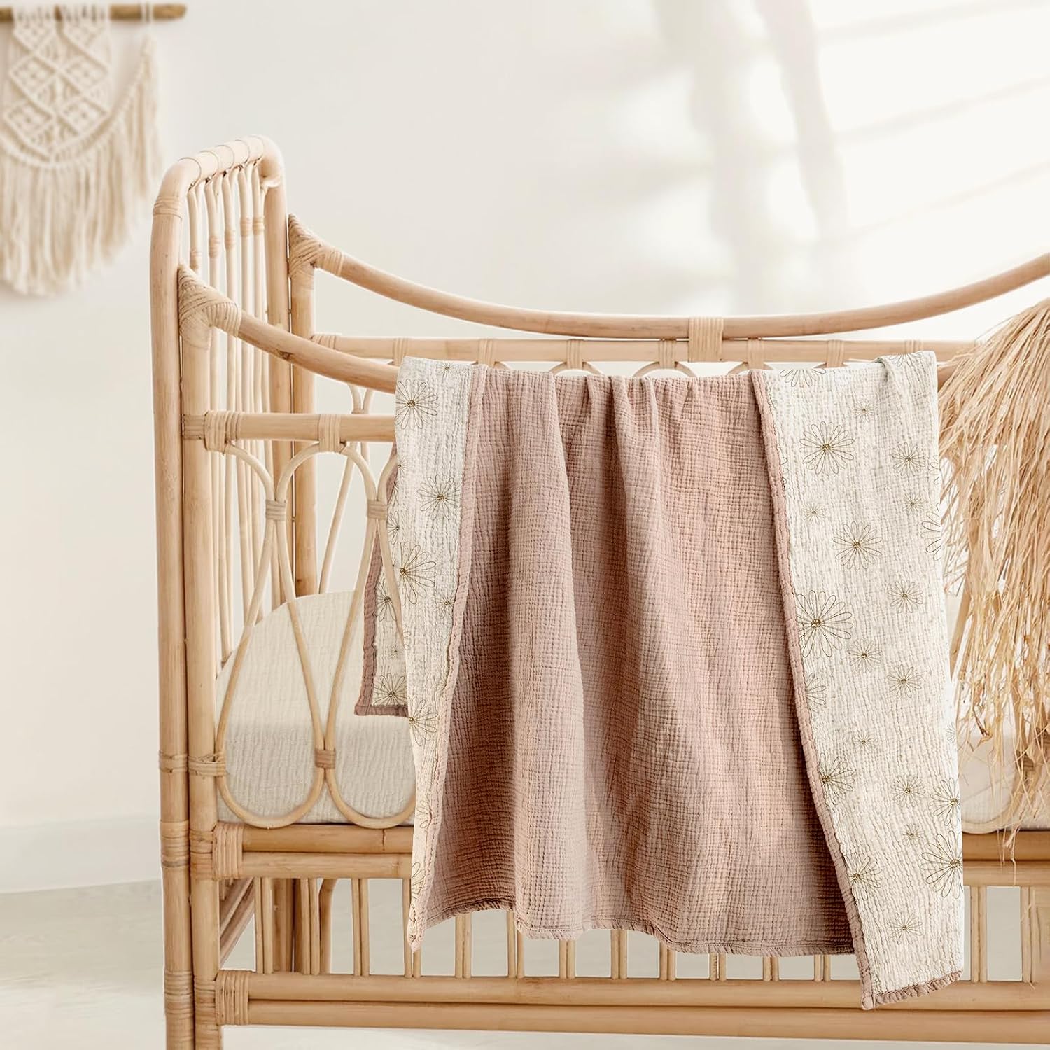 Detalle de lulumoon モスリンキルトブランケット ベビー・キッズ用 47×47インチ Sand Daisy、軽量・通気性