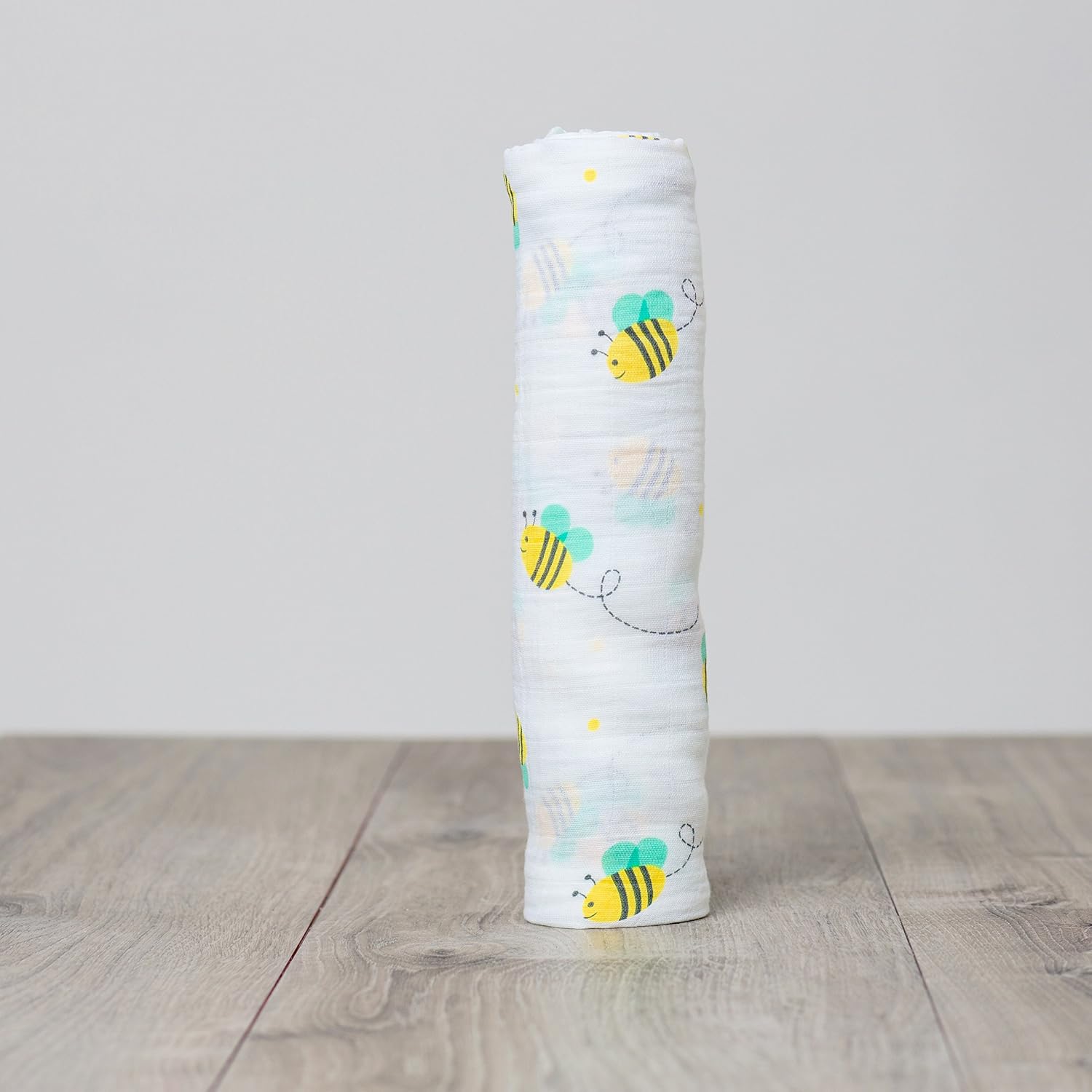 Detalle 2 de Lulujo muslin swaddle blanket, 47 in x 47 in