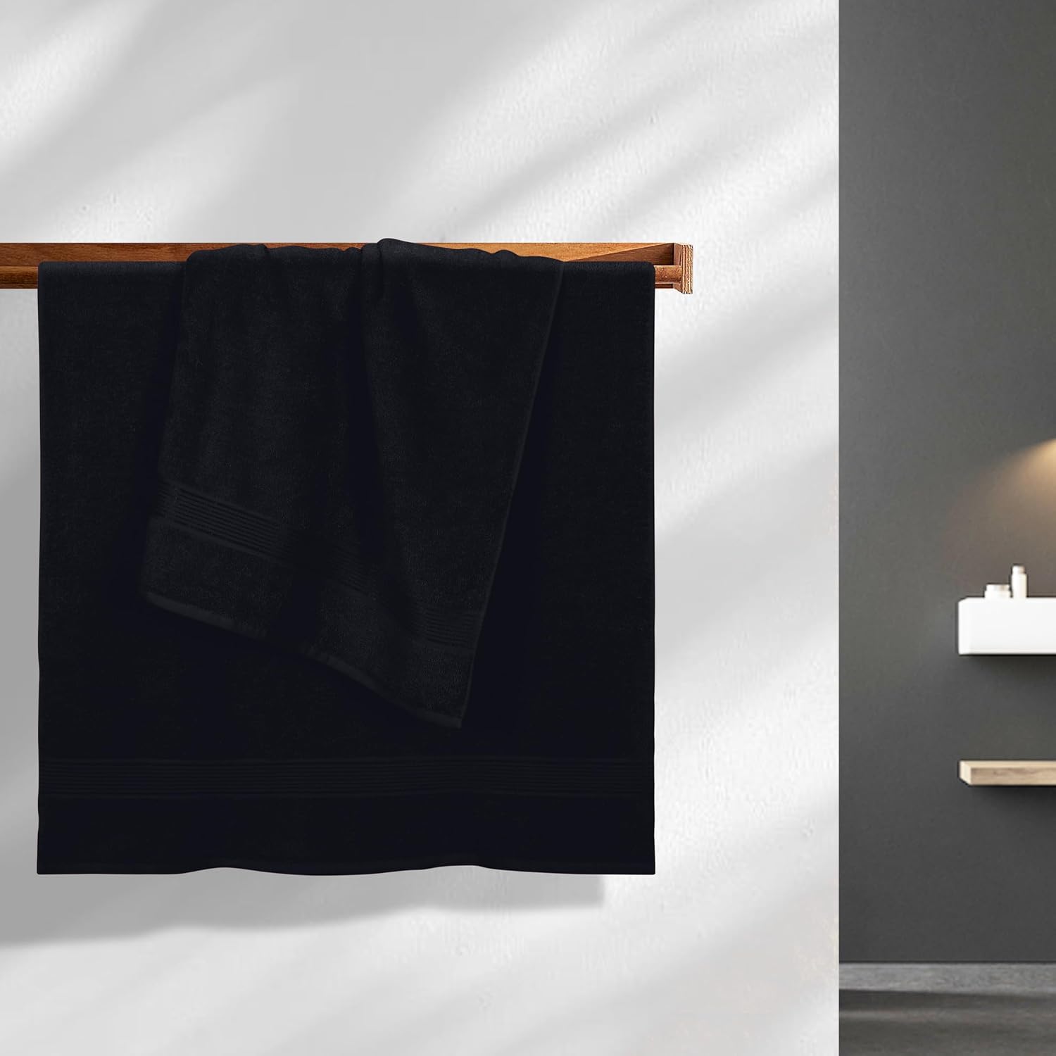 Detalle de Belizzi Home 70147 Cotton Bath Towels, 2-Pack, 28 x 55 Inches, Black