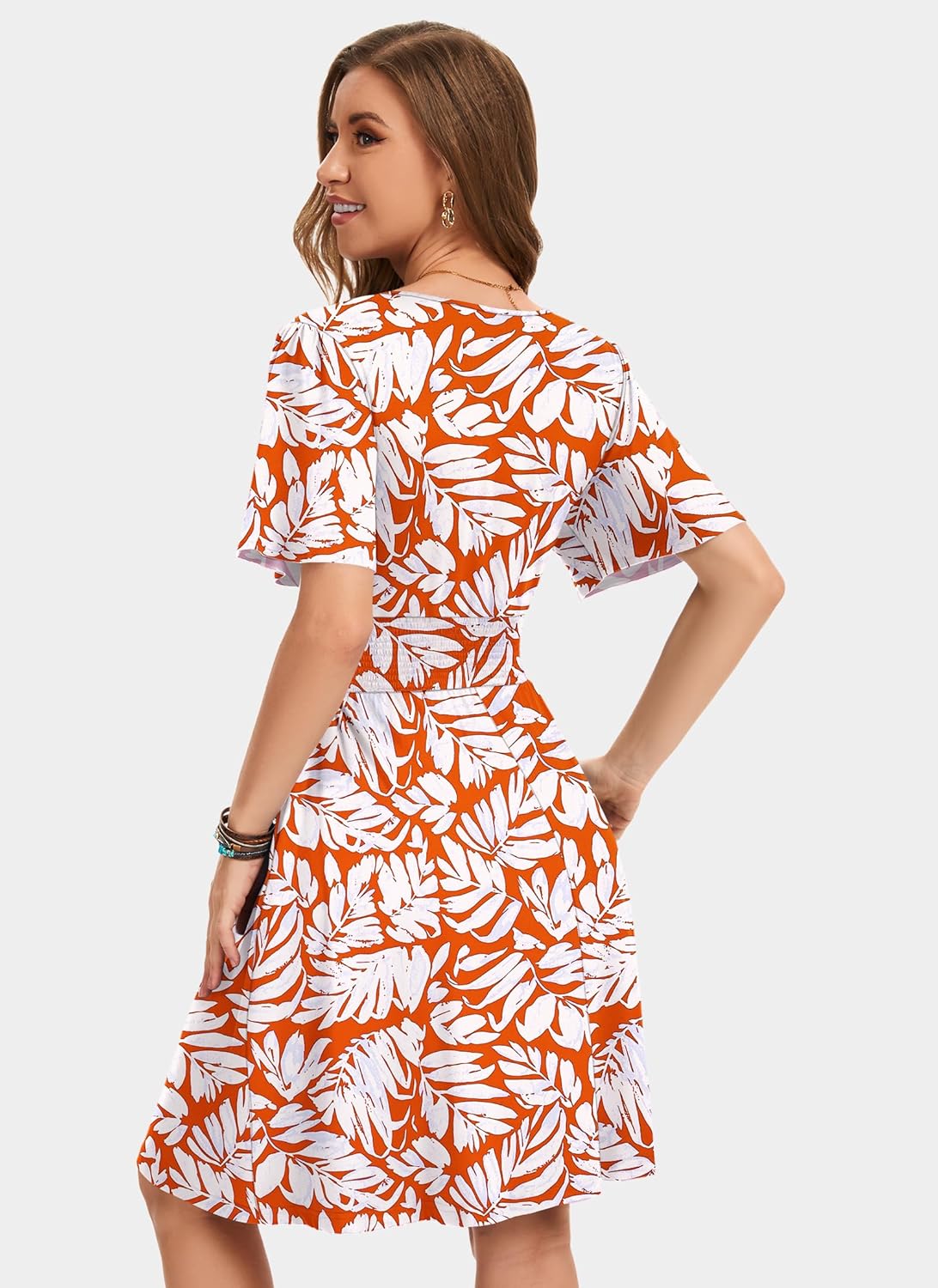 Detalle de WNEEDU Sommerkleider Damen Elegant Kleid mit Rüschenärmeln, Empire Taille und Taschen
