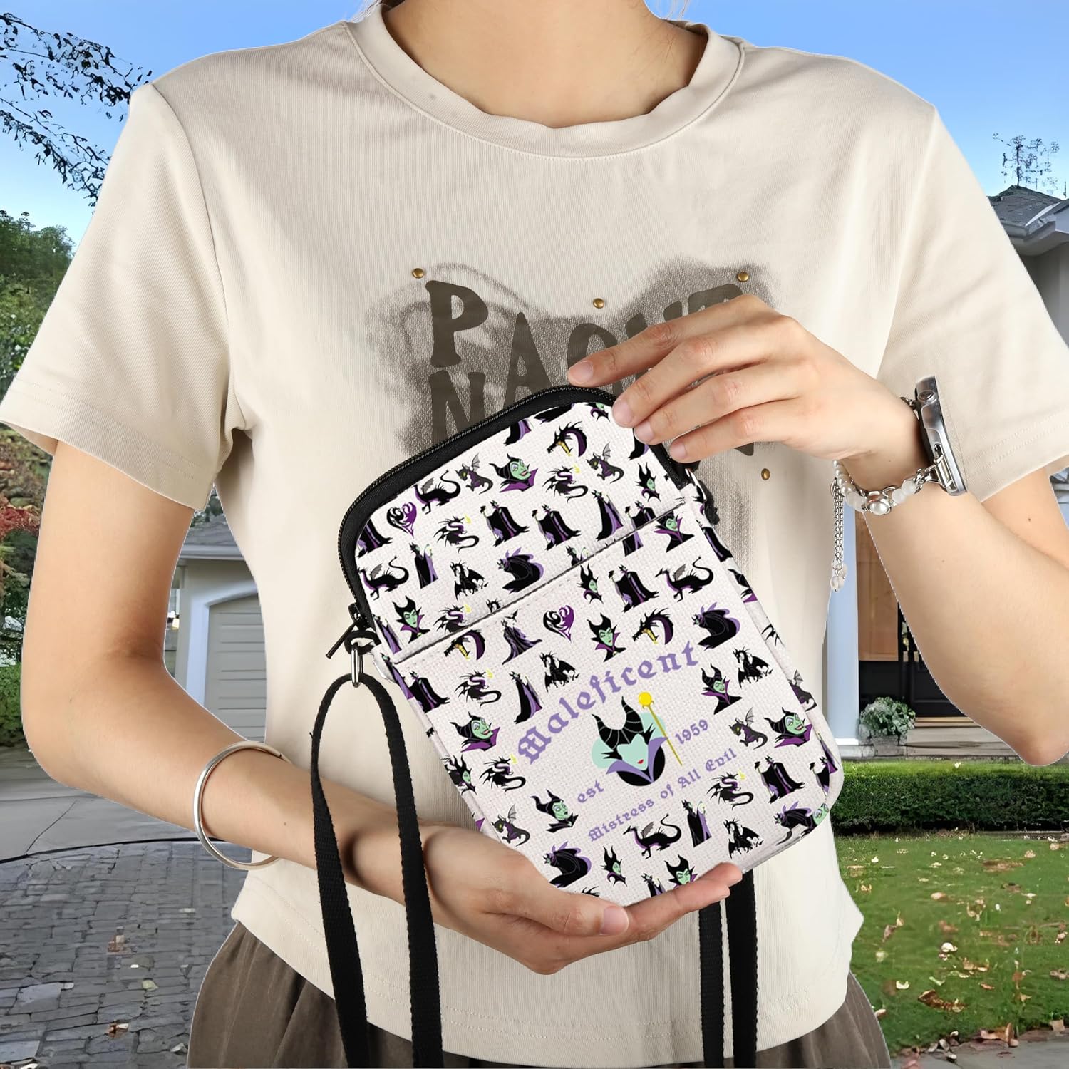 Detalle 2 de FOTAP Mistress of Evil Crossbody Bag