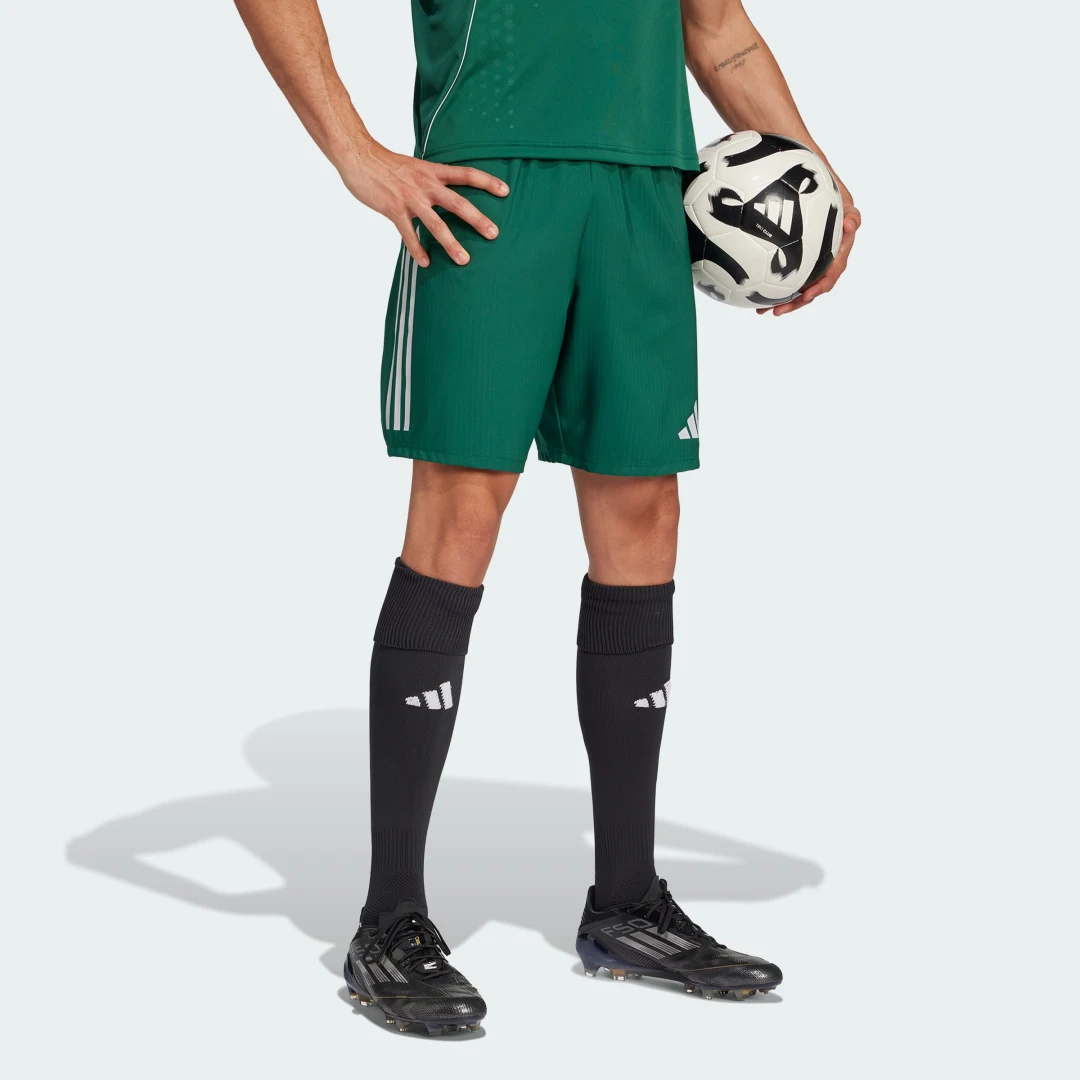 Thumbnail 2 de Pantalón corto Tiro 25 Competition Match de Adidas – verde, para entrenamiento y competición