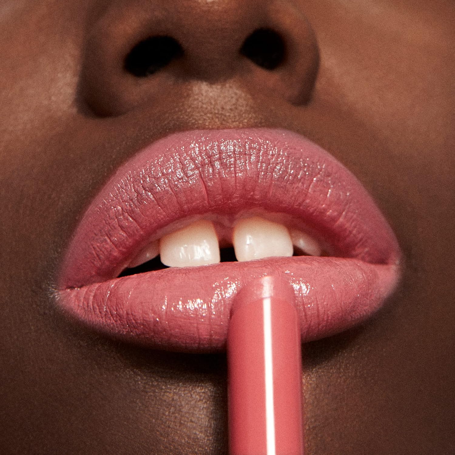 Detalle 1 de 3INA MAKEUP The Color Lip Glow 362 Rosa 💄 Hidratante y Vegan