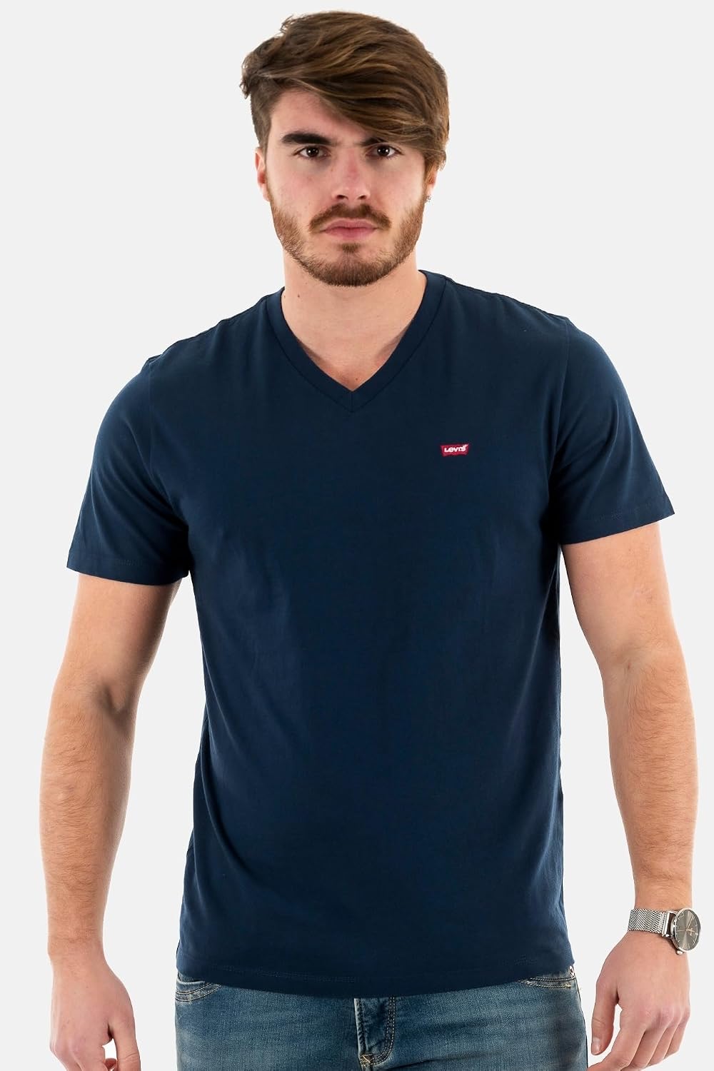 Detalle de Levi's Original Housemark V-Neck: maglietta da uomo con logo ricamato e vestibilità regolare
