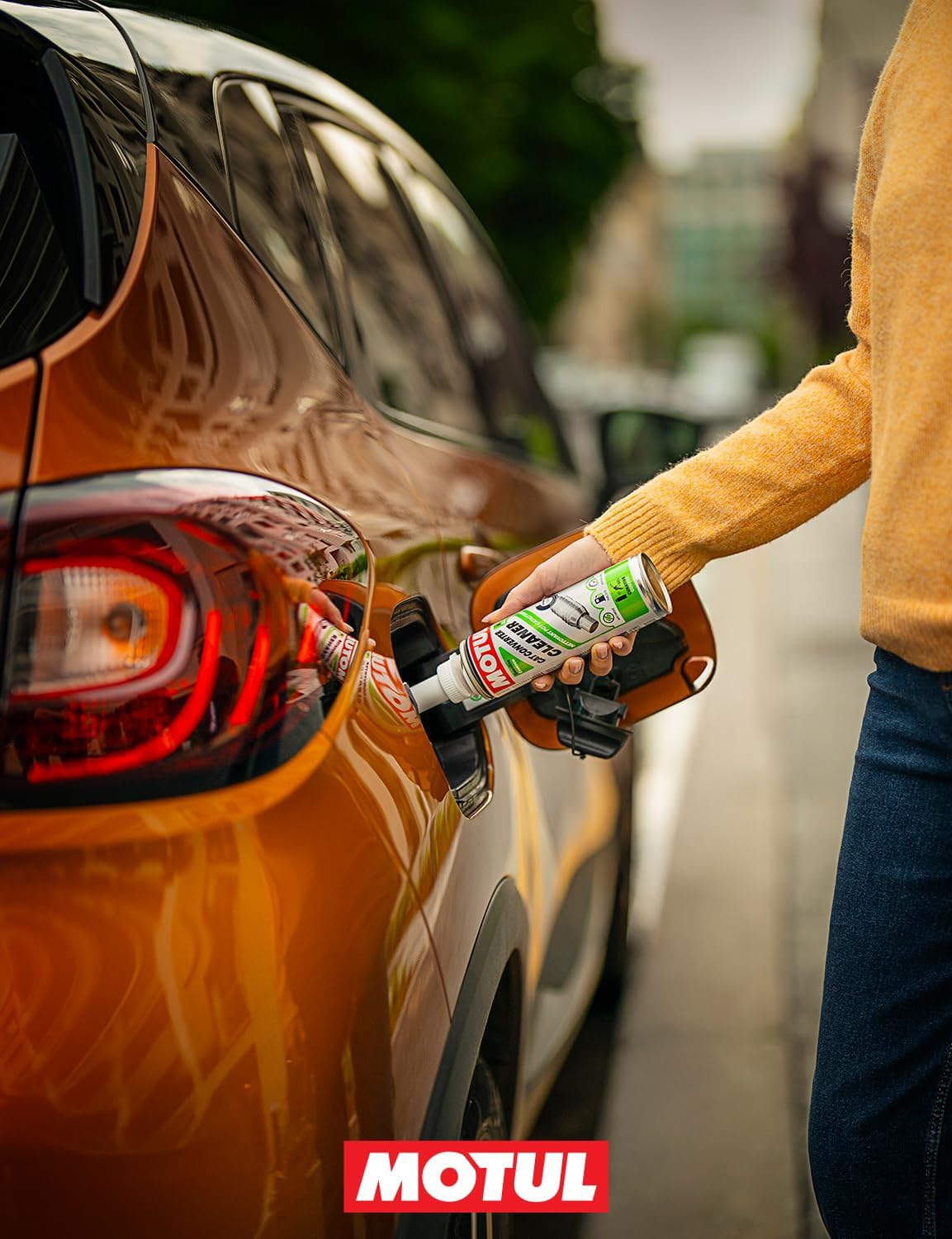 Detalle 1 de MOTUL Nettoyant pot catalytique Essence – Additif carburant 300 ml