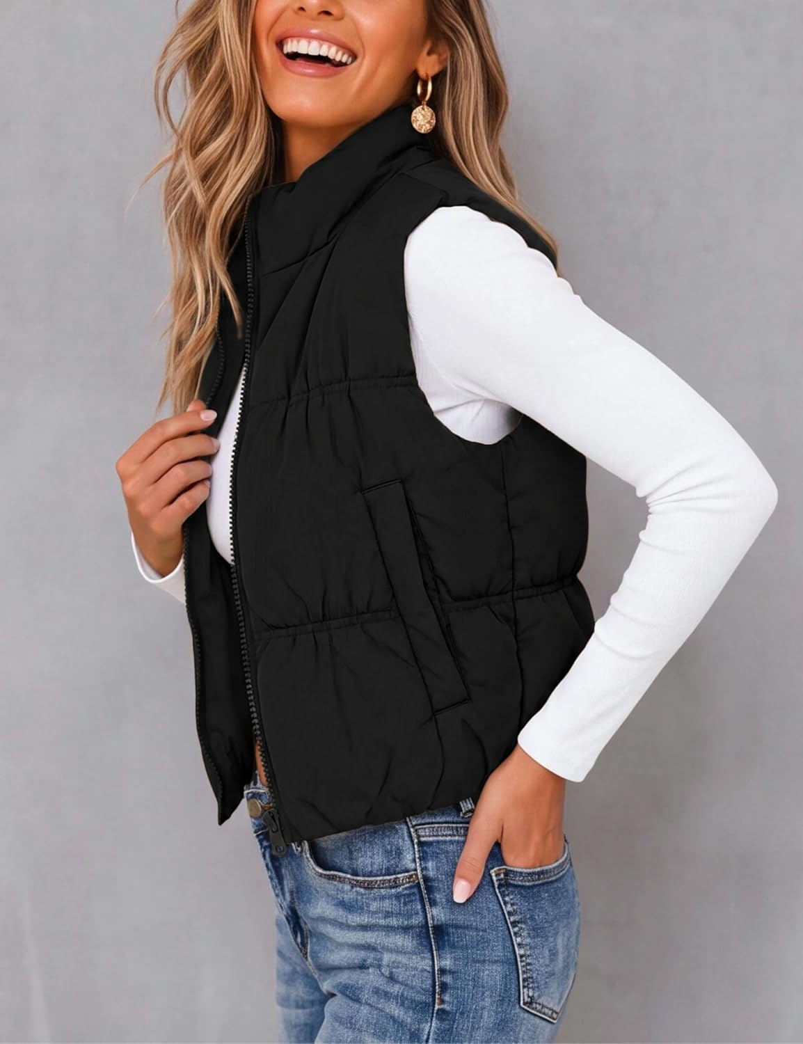 Detalle de Athlisan Cropped Puffer Vest for Women, Lightweight with Stand Collar and Pockets