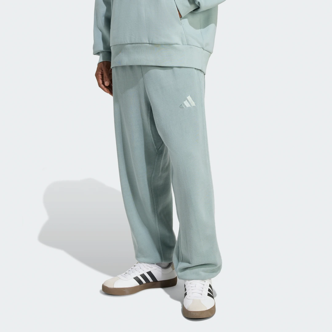 Detalle de Pantalón holgado de felpa efecto lavado ALL SZN de Adidas