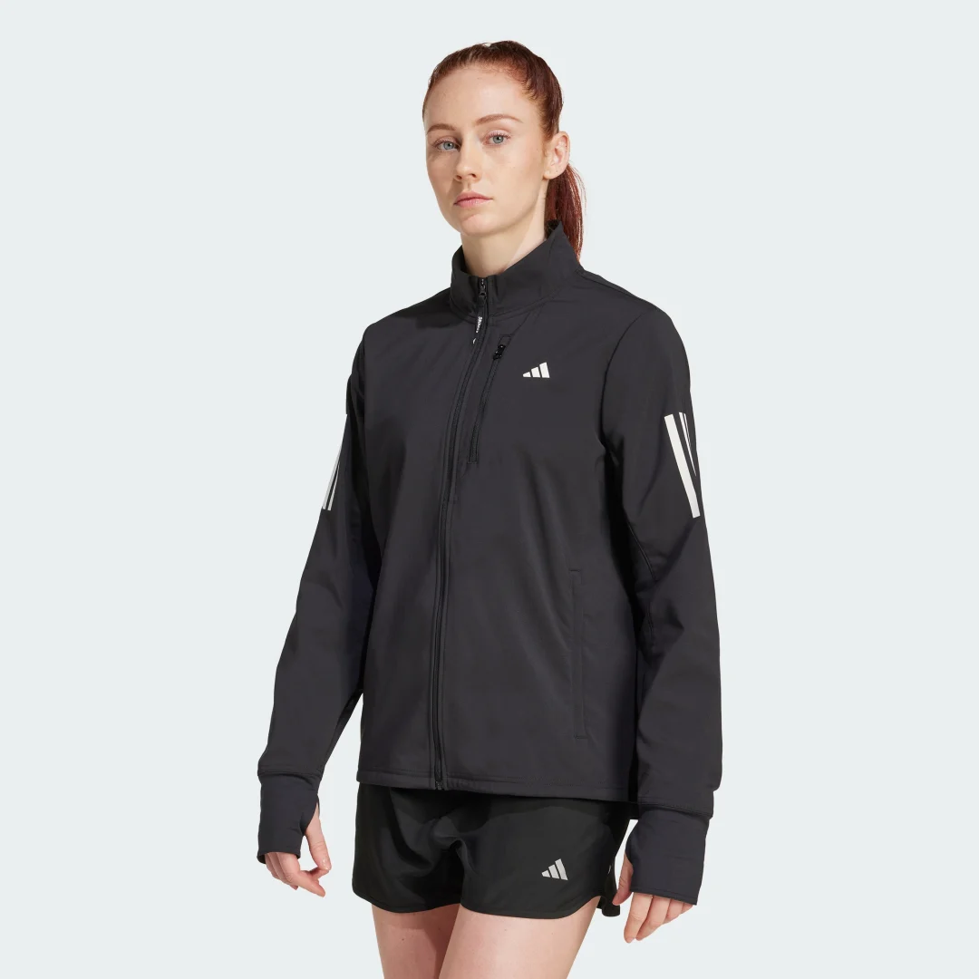Detalle de Chaqueta de invierno Adidas Own The Run (Negro) – cobertura para tus rutas