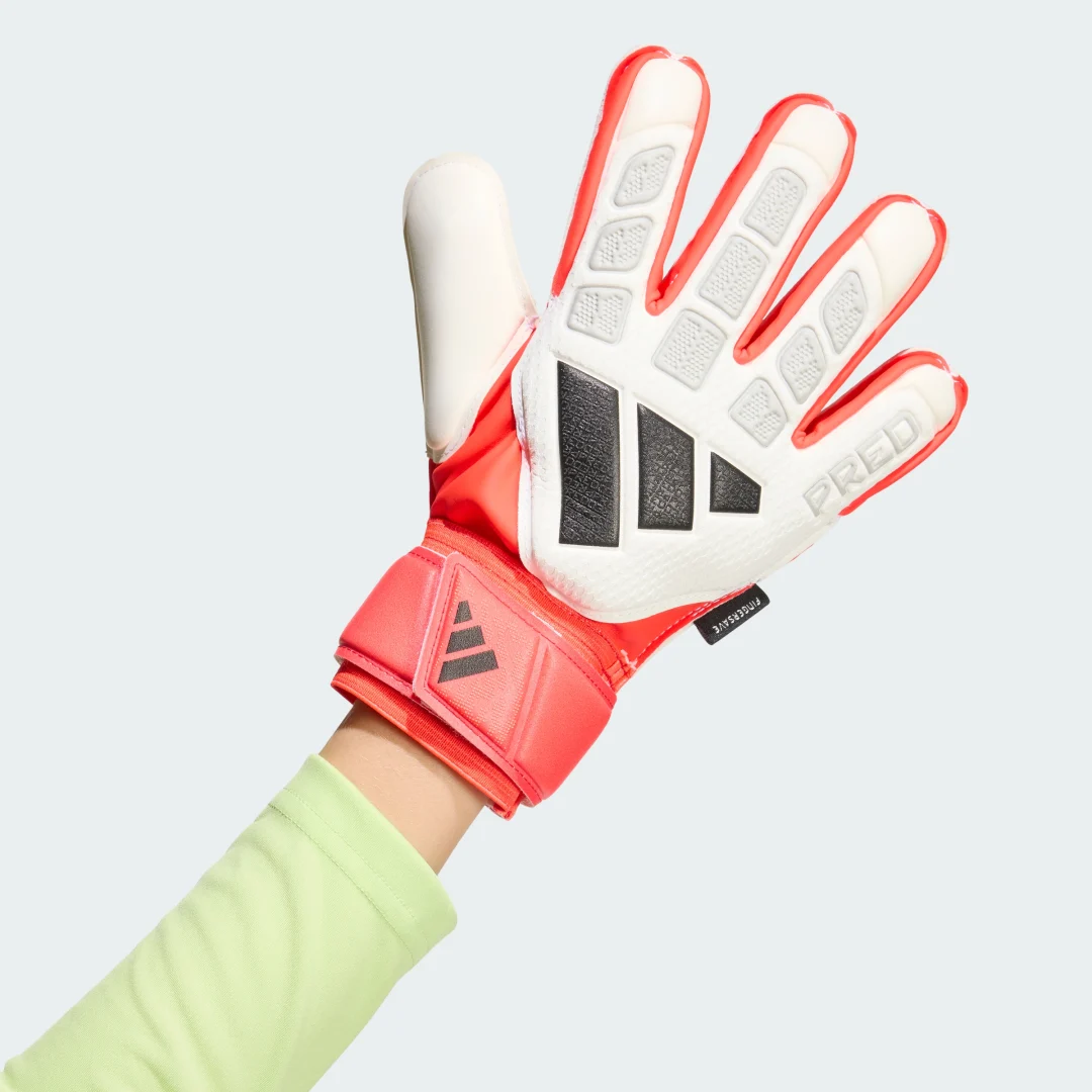 Detalle de Guantes de Portero Predator Match Fingersave de Adidas