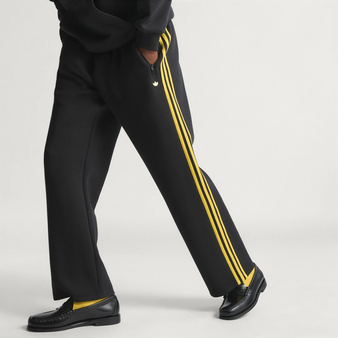 Detalle de PANTALÓN CLASSIC TIPPED STRIPES de Adidas
