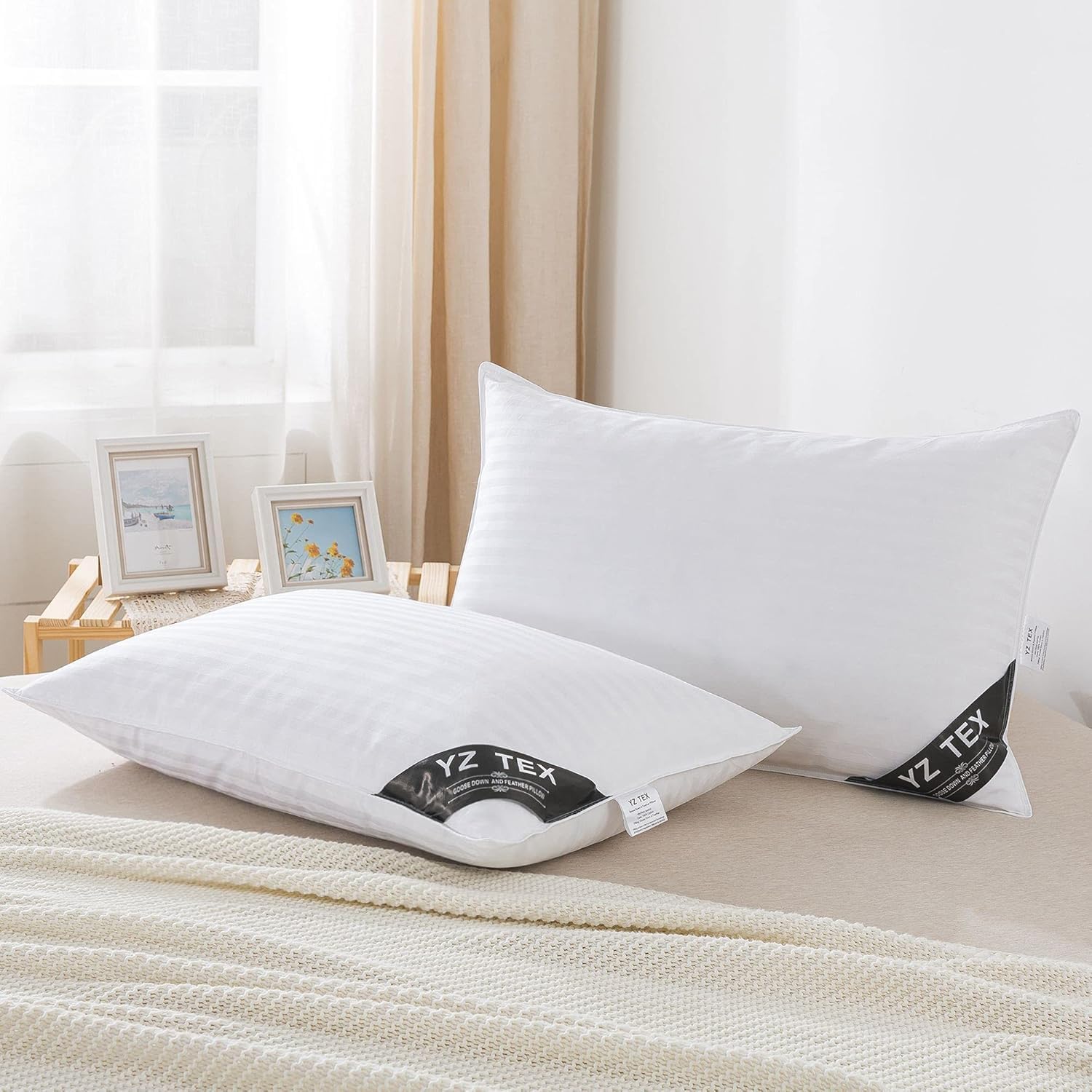 Thumbnail 1 de YZTEX 2 Pack Goose Feather and Down Pillows – 100% Cotton Shell, UK Standard Size (48 x 74 cm)