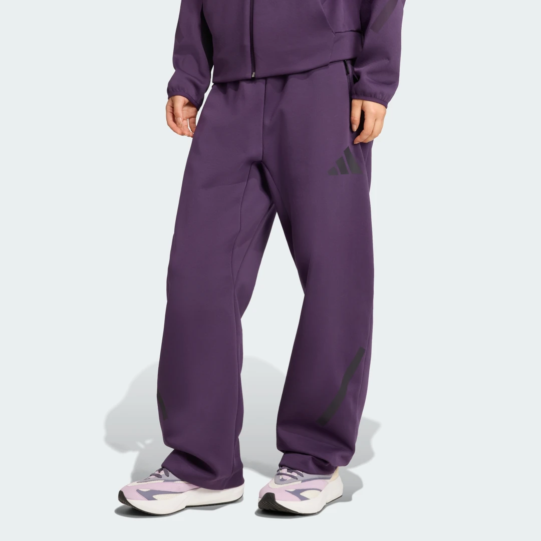 Detalle de Adidas Z.N.E. Barrel Pantalón violeta