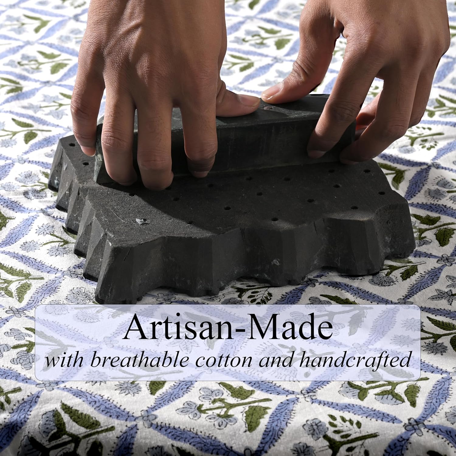 Detalle de Ridhi Steel Blue 60x60 Inches Square 100% Cotton Hand Block Print Tablecloth