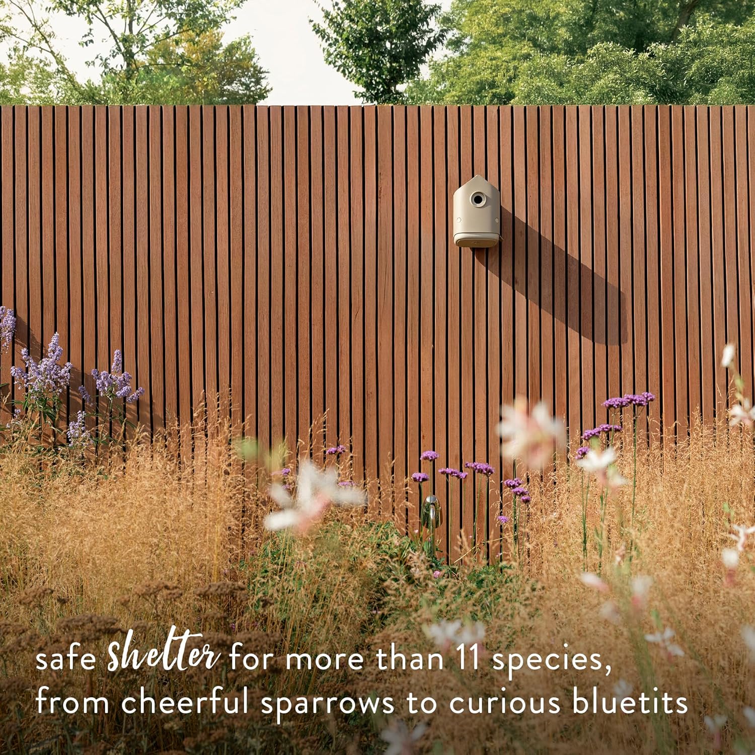 Detalle 2 de Elho Cosy Bird House 18cm: Sustainable Shelter for Your Garden Visitors