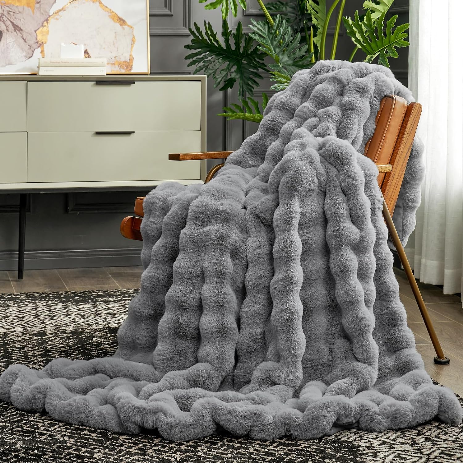 Thumbnail 4 de Cozy Bliss Faux Fur Bubble Throw Blanket (Light Grey, 50 x 60 in) for Couch & Sofa