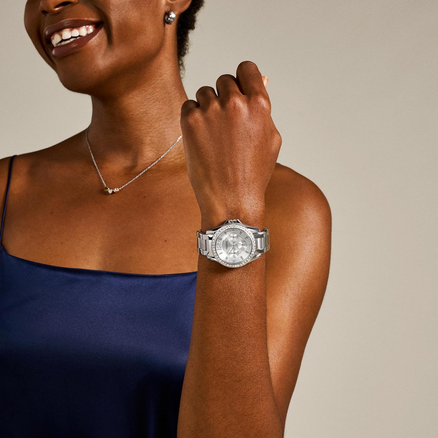 Detalle de FOSSIL Montre pour Femmes Riley – Mouvement Quartz Multifonctions, boîtier en Acier Inoxydable Or Rose 38 mm et bracelet acier