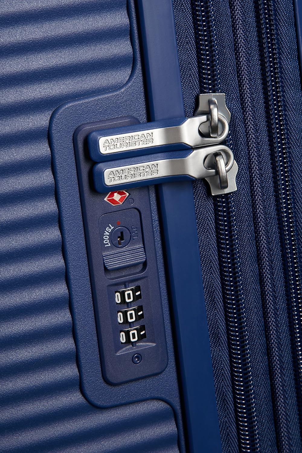 Detalle 2 de American Tourister Soundbox Spinner S ✈️ Equipaje de Mano 55cm Azul