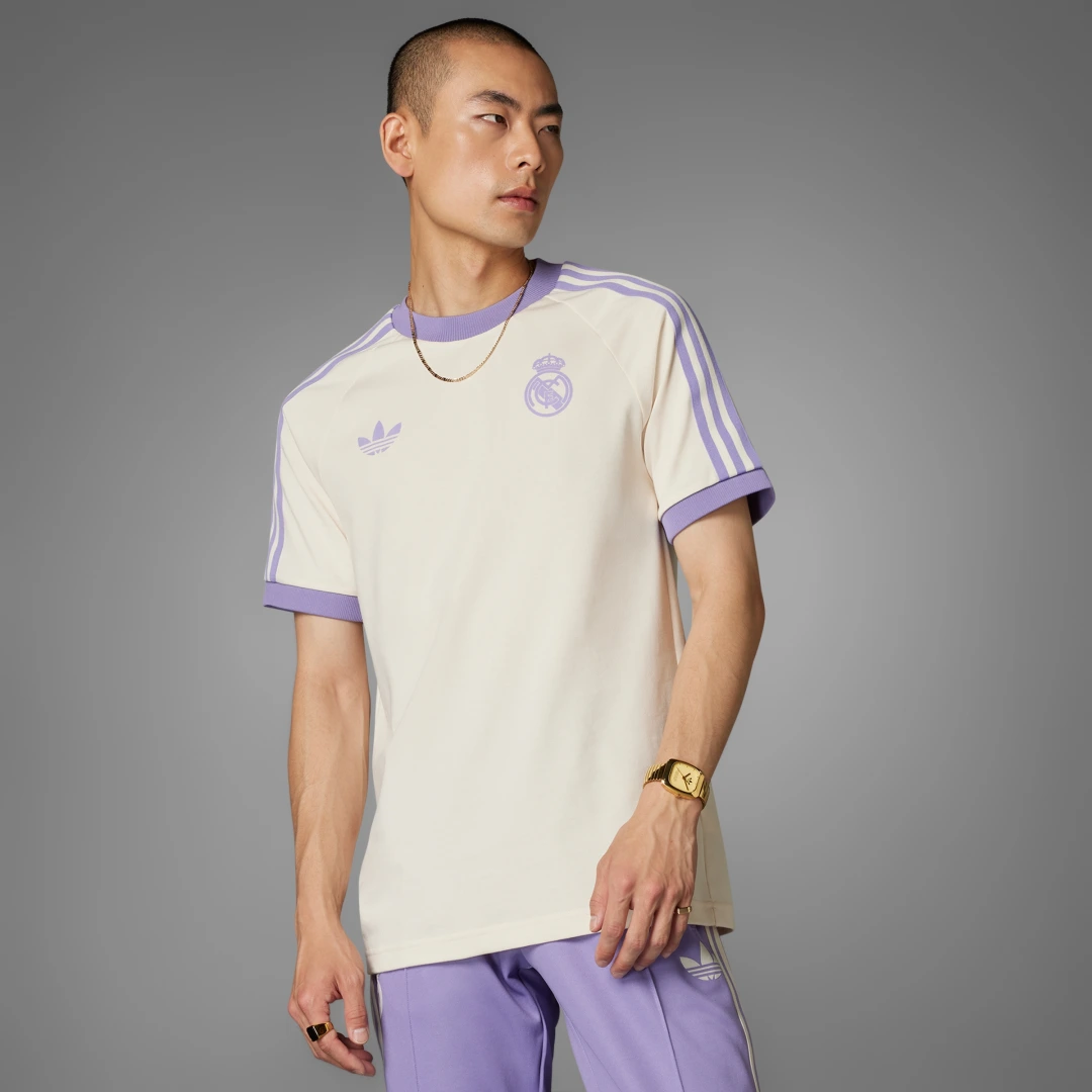 Detalle de Camiseta Adicolor Classics Real Madrid 3 bandas de Adidas
