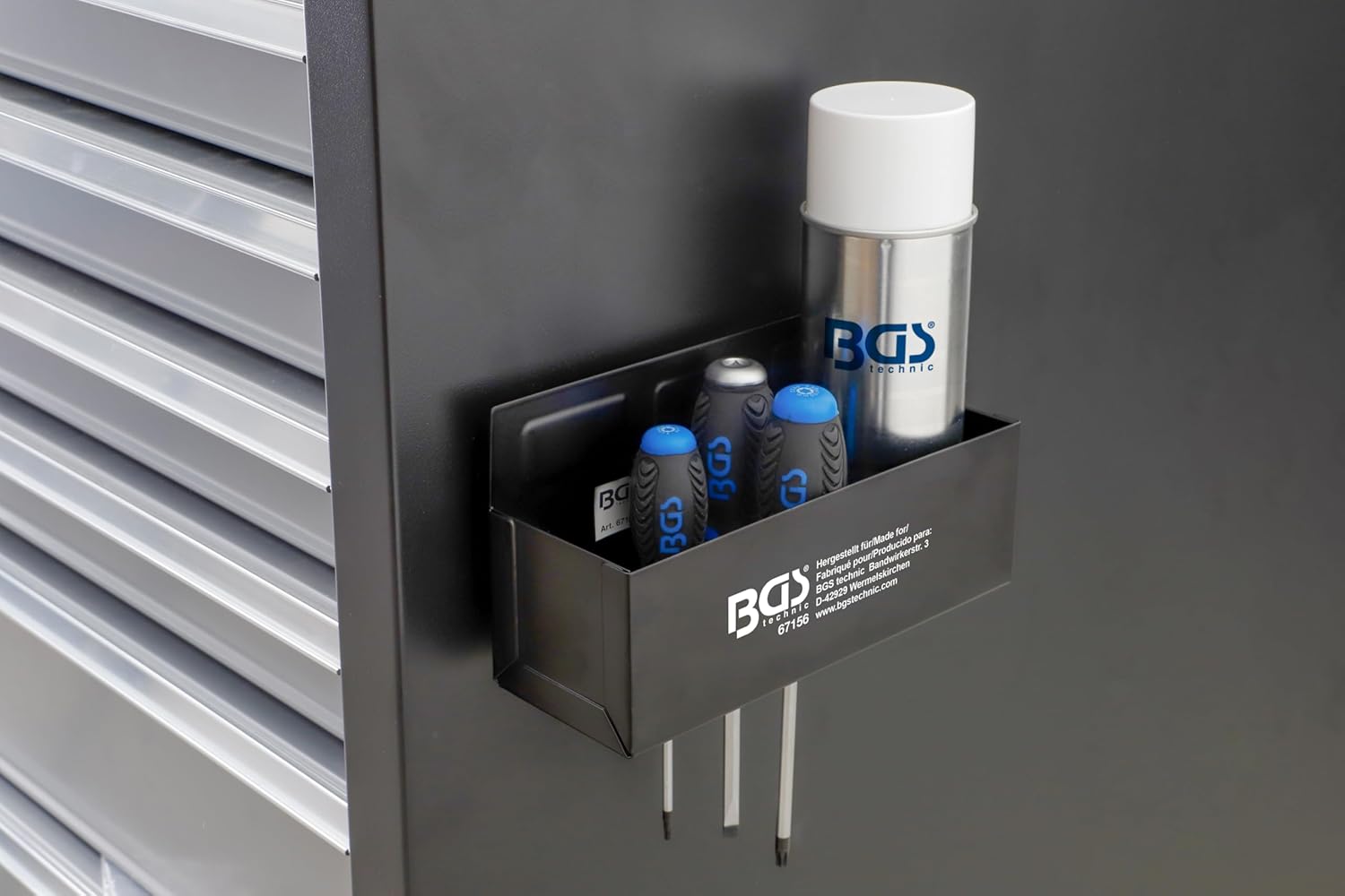 Detalle 2 de BGS 67156 Magnetic Can Storage Tray 210 mm
