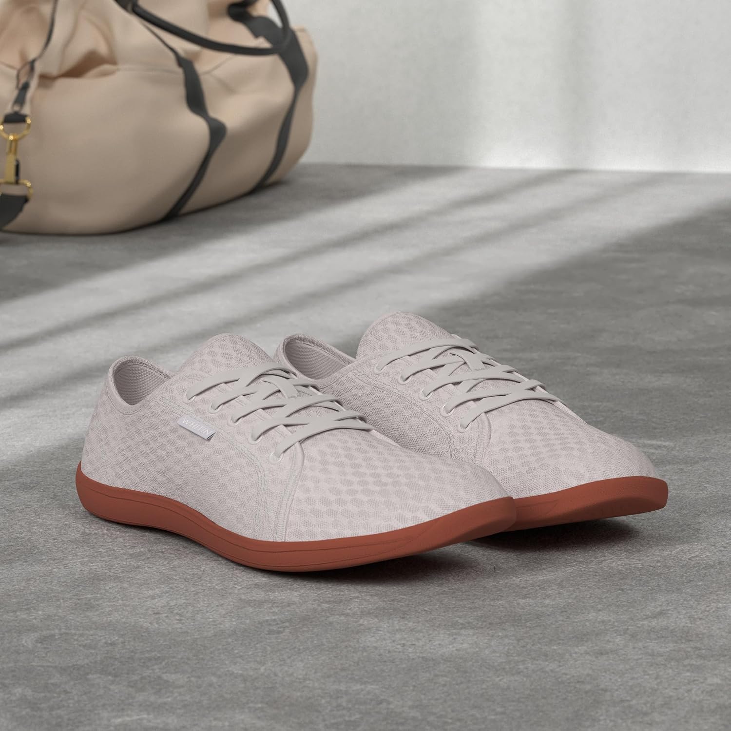 Detalle de WHITIN Men’s Amphibious Water Shoes with Quick-Drying Mesh and Anti-Slip Outsole