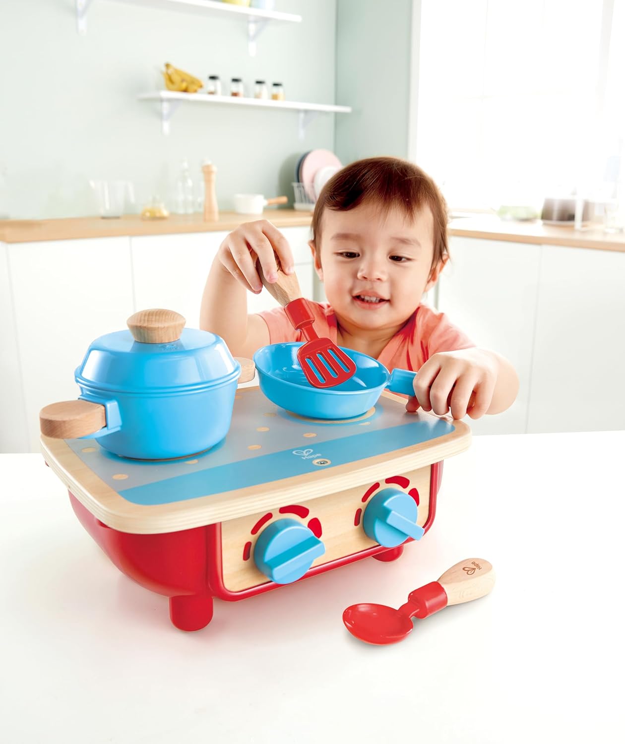 Detalle de Hape Set cucina in legno – Set da gioco completo per piccoli chef