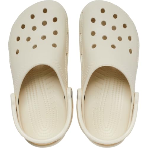 Detalle 2 de Crocs Classic Clog 43-44 EU Bone: ligeros, resistentes al agua y personalizables
