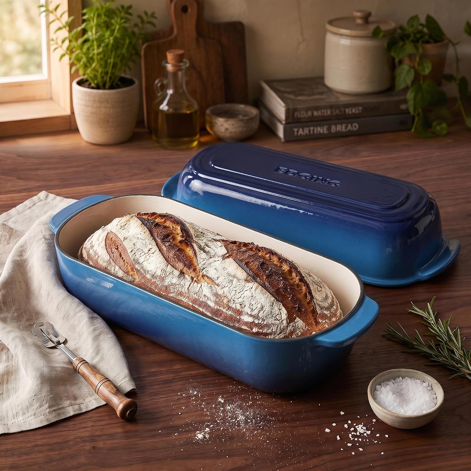 Detalle de EDGING CASTING Enameled Cast Iron Loaf Pan with Lid (12.5 x 5.5 in, 5qt, Lake Blue)