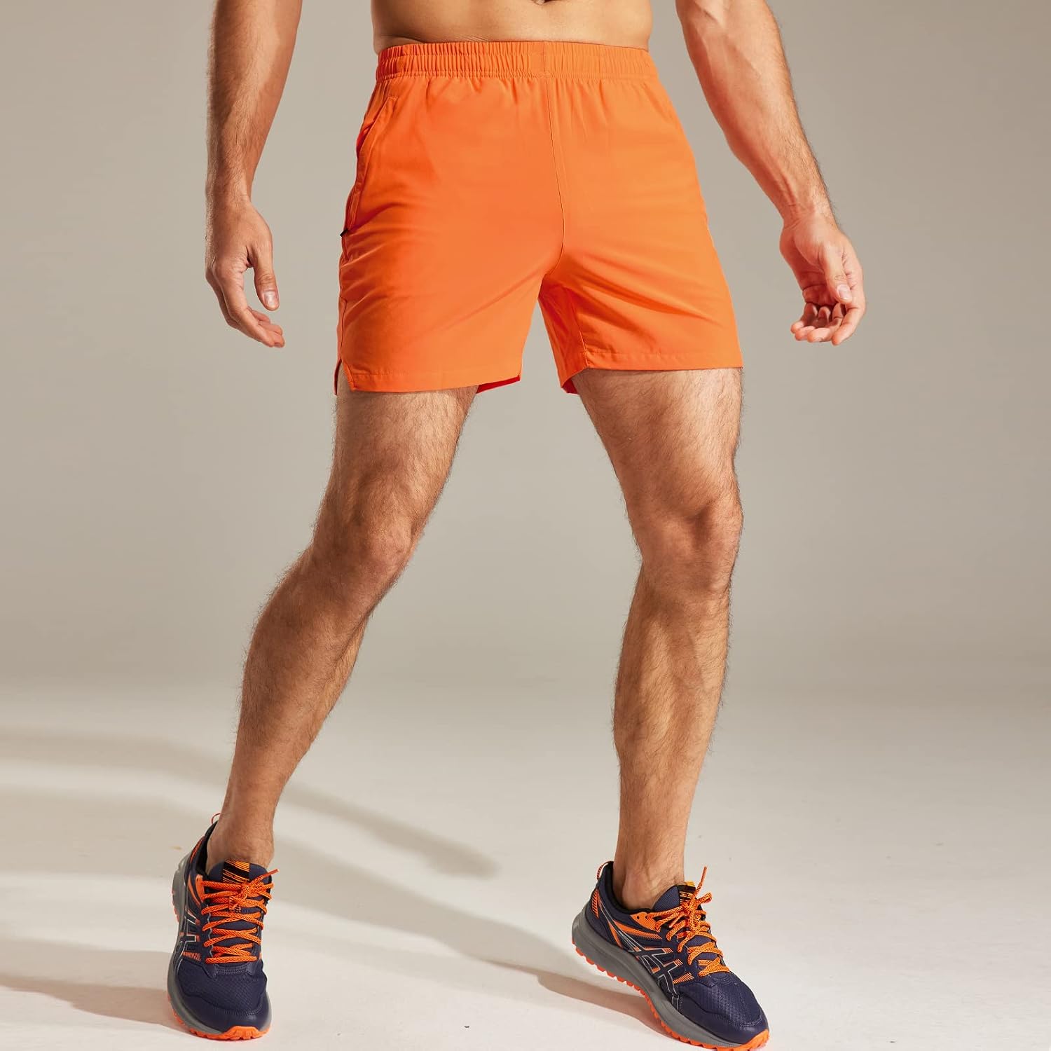Detalle 2 de MIER Men's Quick Dry Running Shorts 5"