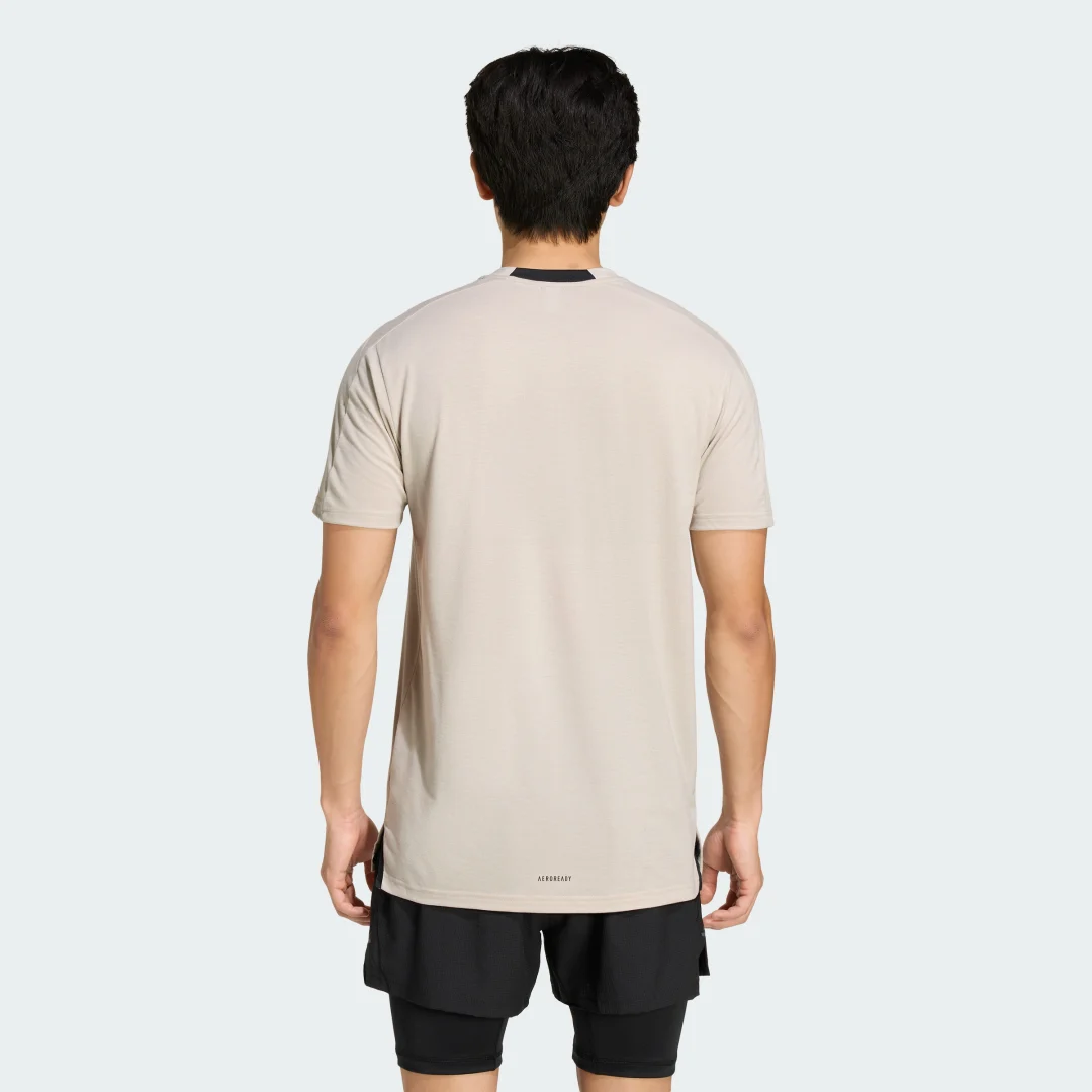 Detalle 2 de Camiseta Designed for Training Workout de Adidas – Beige