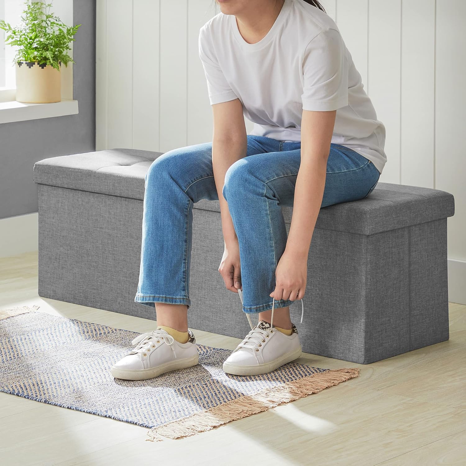 Detalle de SONGMICS MAZIE Collezione Cassapanca e Pouf Contenitore 38 x 110 x 38 cm – Grigio Chiaro