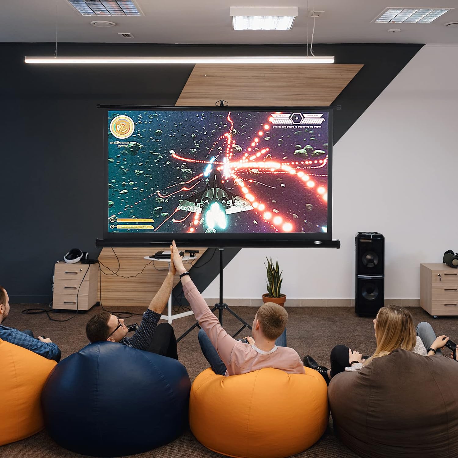 Thumbnail 6 de CCLIFE Beamer-Leinwand mit Stativ (85/99/114 Zoll) – mobile Rolloleinwand fürs Heimkino