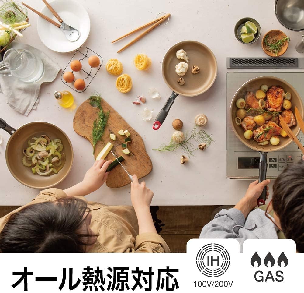 Detalle 1 de ドウシシャ evercook α EAFP26DRD 炒め鍋 26cm IH・ガス対応 軽量ワインレッド