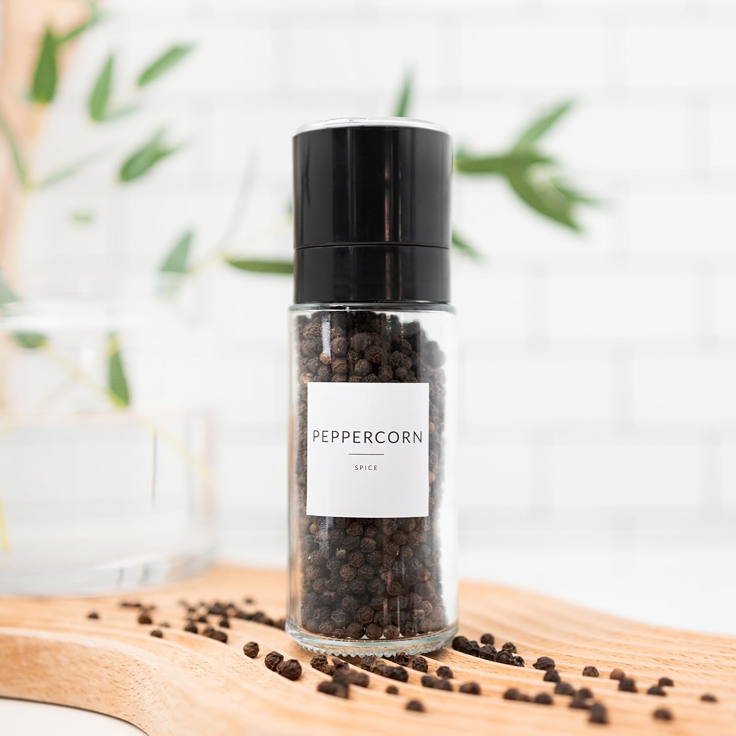 Detalle de SAVVY & SORTED Spice Jar Set, 4 oz