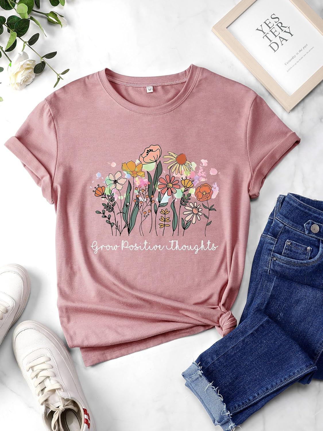 Detalle de WIEIYM Women Flower T-Shirt – Floral Graphic Casual Tee