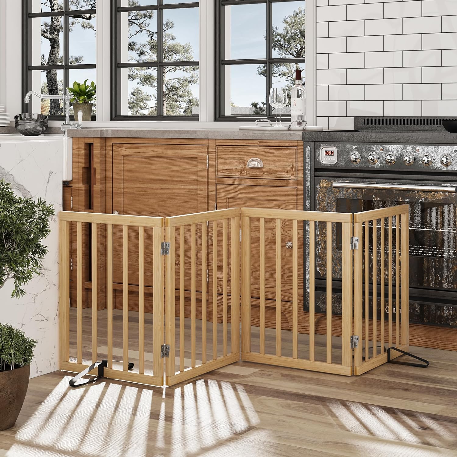 Detalle 2 de Morwdxef Natural Bamboo Freestanding Dog Gate (4 Panels) for Stairs and Doorways