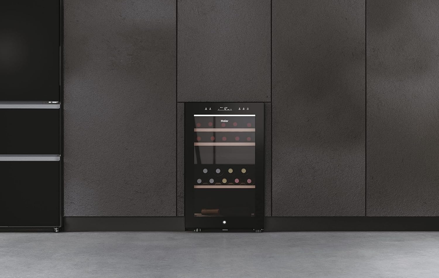 Detalle de Haier Wine Bank 50 Serie 7 Cantinetta Vino 42 Bottiglie, Doppia Zona, Nera