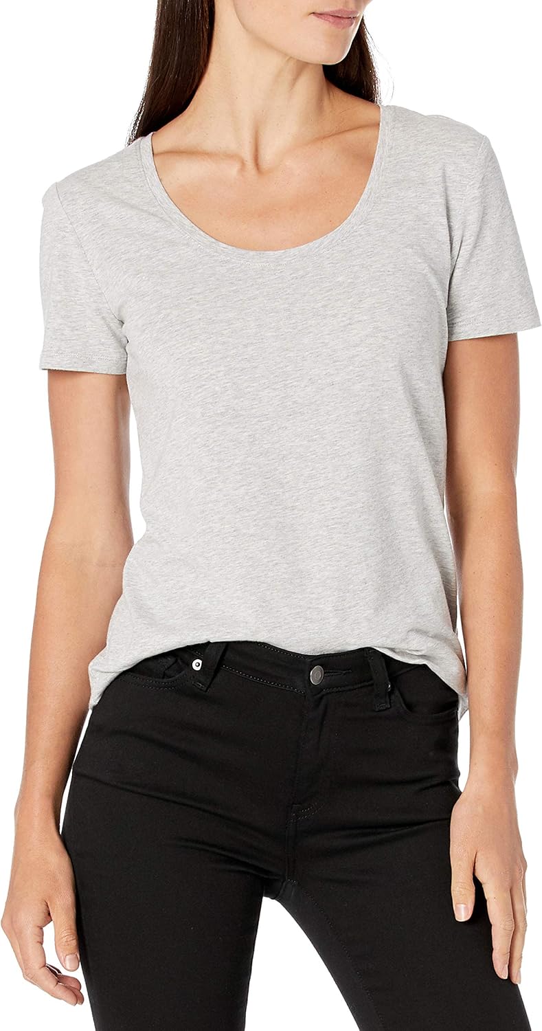 Thumbnail 1 de Amazon Essentials Damen Regular-Fit Kurzarm-T-Shirt mit U-Ausschnitt (2er-Pack) – in Übergröße erhältlich