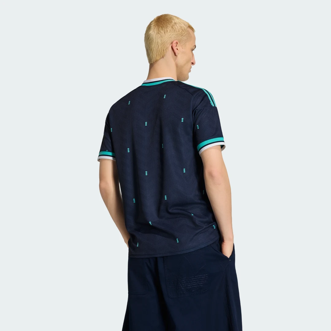 Detalle de Camiseta segunda equipación Alemania 26 de Adidas: azul, para fans que buscan comodidad y estilo