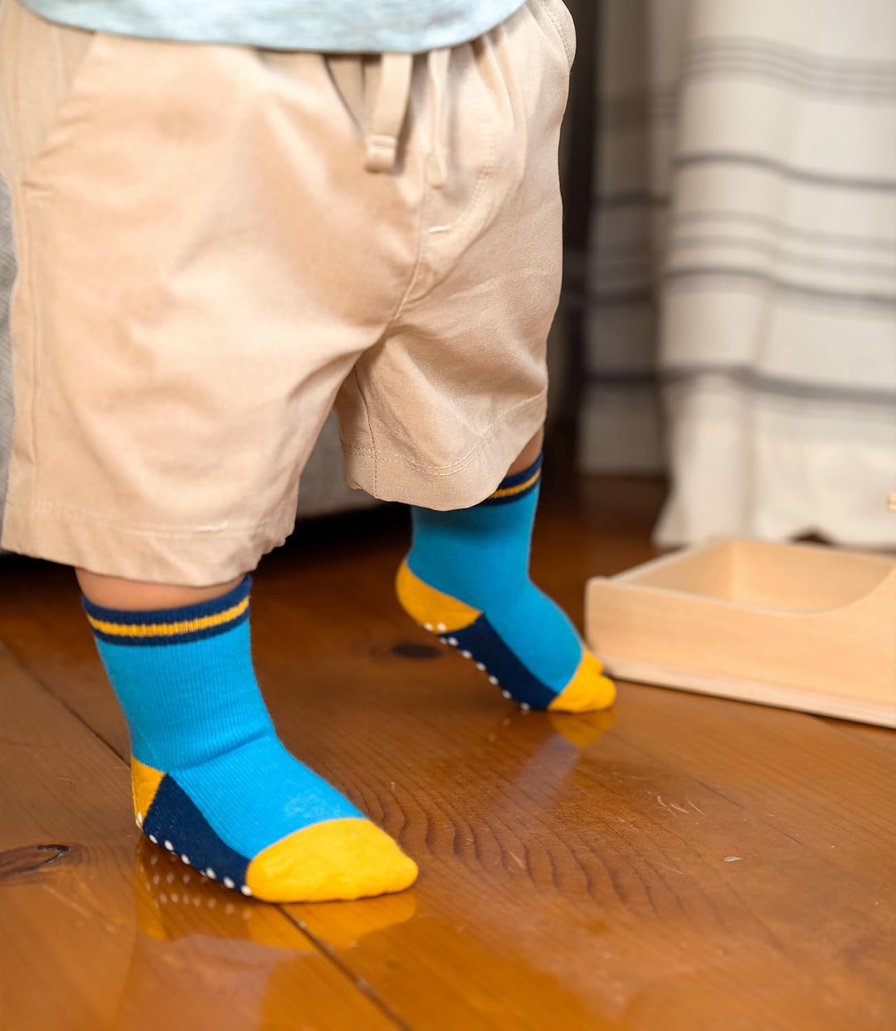 Thumbnail 1 de Baby Toddler Crew Socks, 12-Pack with Cotton Blend and Non-Slip Grips