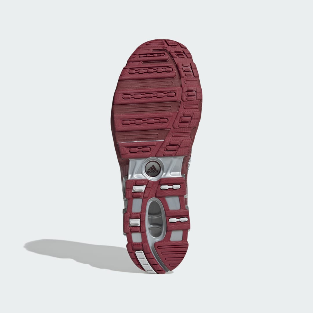 Detalle de Zapatilla Predator Megaride de Adidas