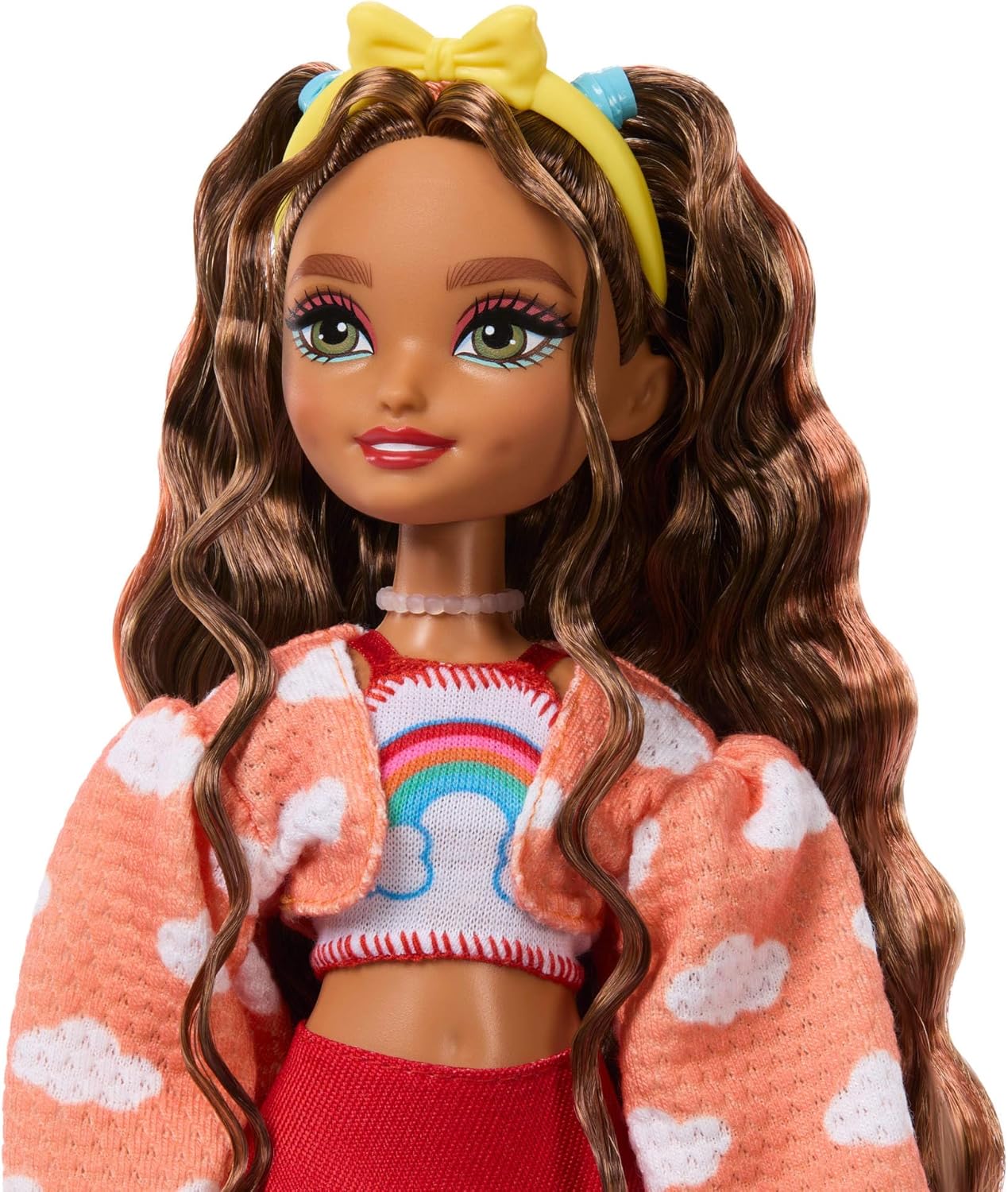 Thumbnail 2 de Barbie Dream Besties Puppe Teresa Rollschuh-Modepuppe mit Accessoires – JFX98