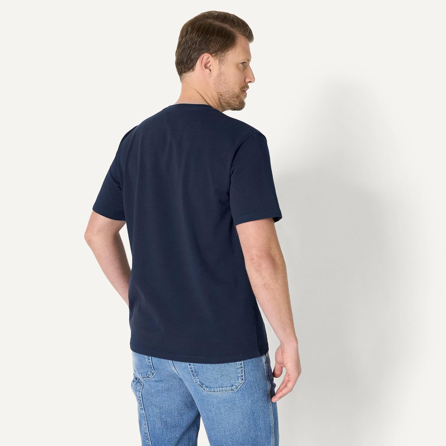 Detalle de Amazon Essentials Men's Relaxed Fit Heavyweight Cotton T-Shirt with Breast Pocket
