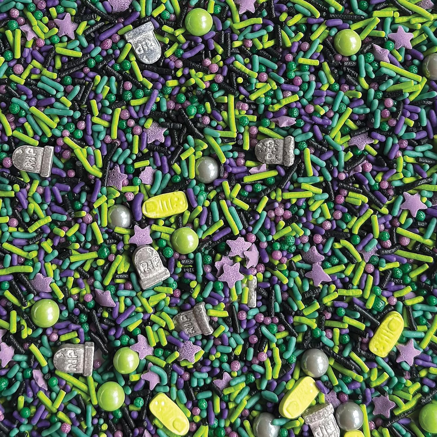 Detalle 2 de Fancy Sprinkles Graveyard Shift Halloween Sprinkles, Crunchy Green, Purple and Black Mix