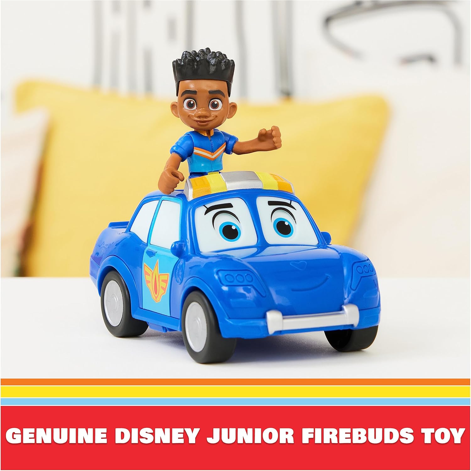 Detalle 2 de Disney Junior Firebuds Jayden et Piston – figurine articulée police avec mouvement des yeux interactif