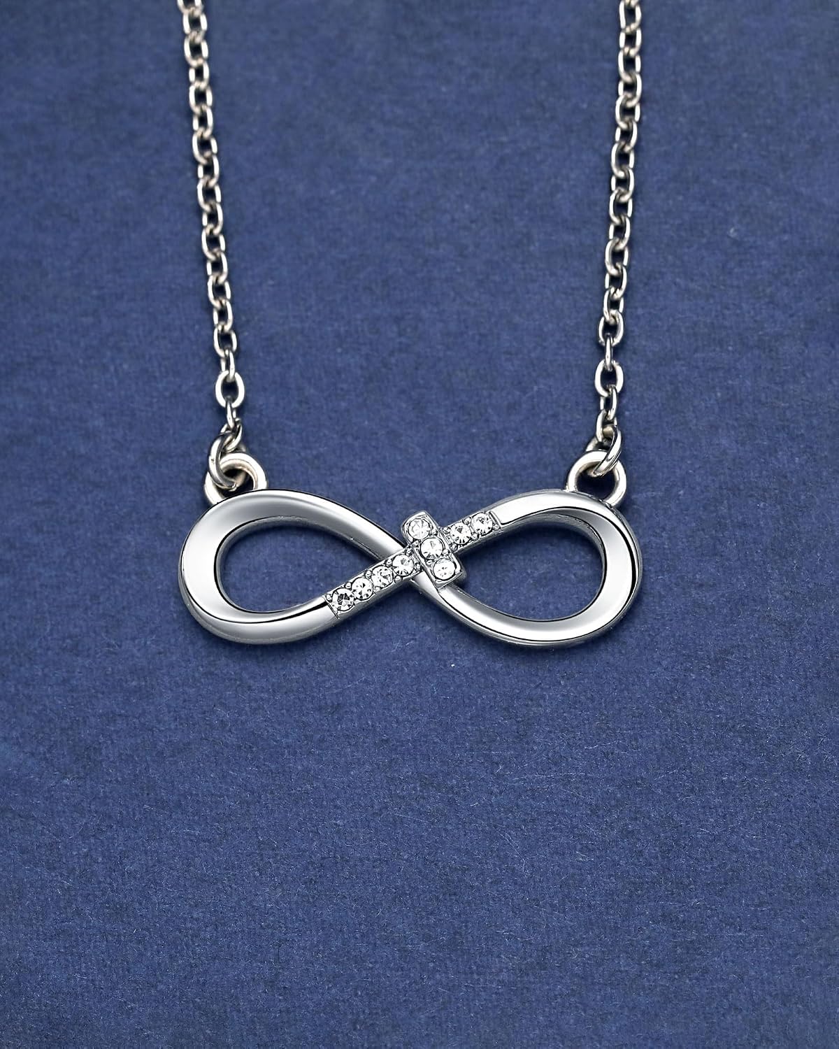 Thumbnail 6 de D Dongjiangjin Infinity Cross Necklace