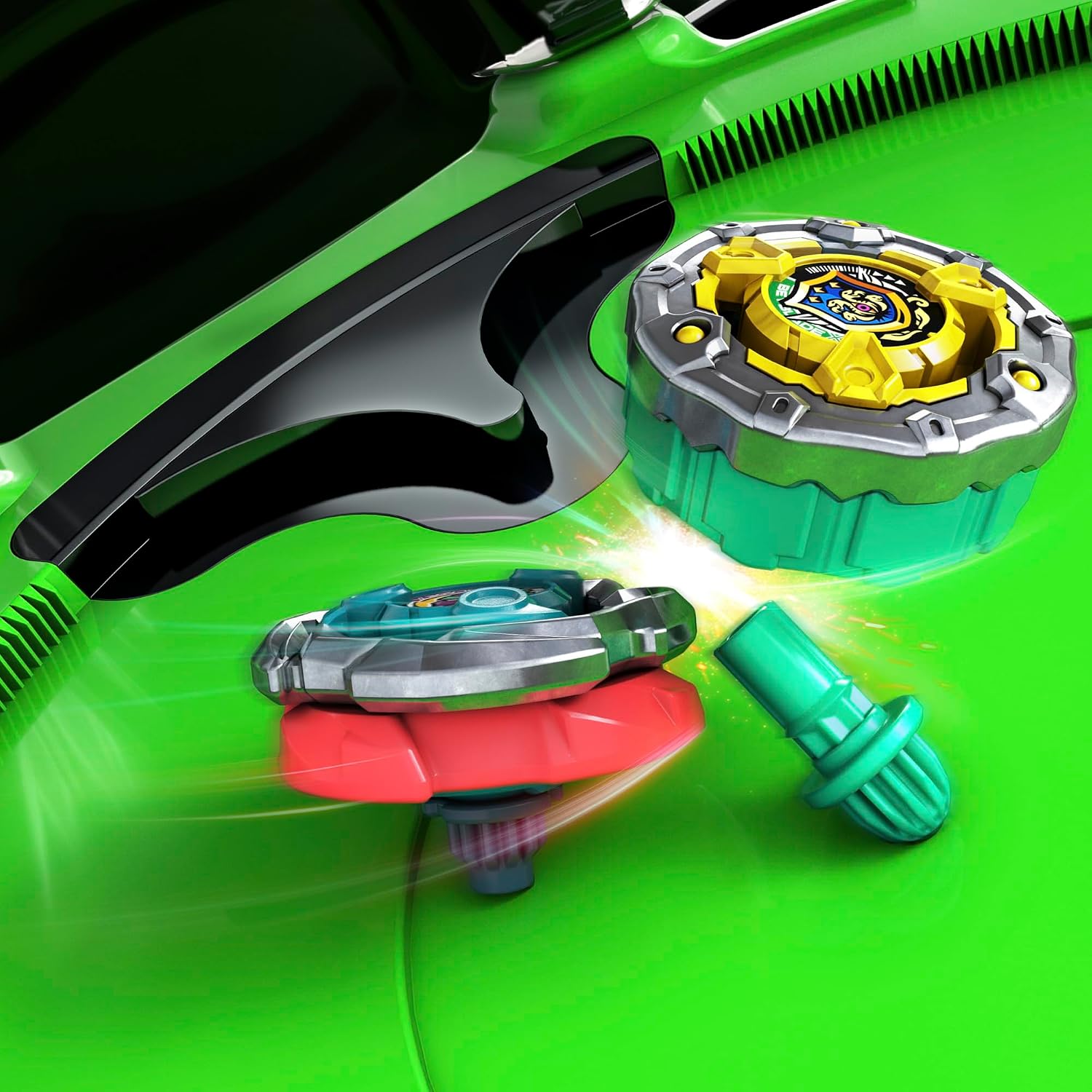 Thumbnail 6 de Hasbro Beyblade X Sneak Attack Battle-set met Beystadium, twee tollen en launchers