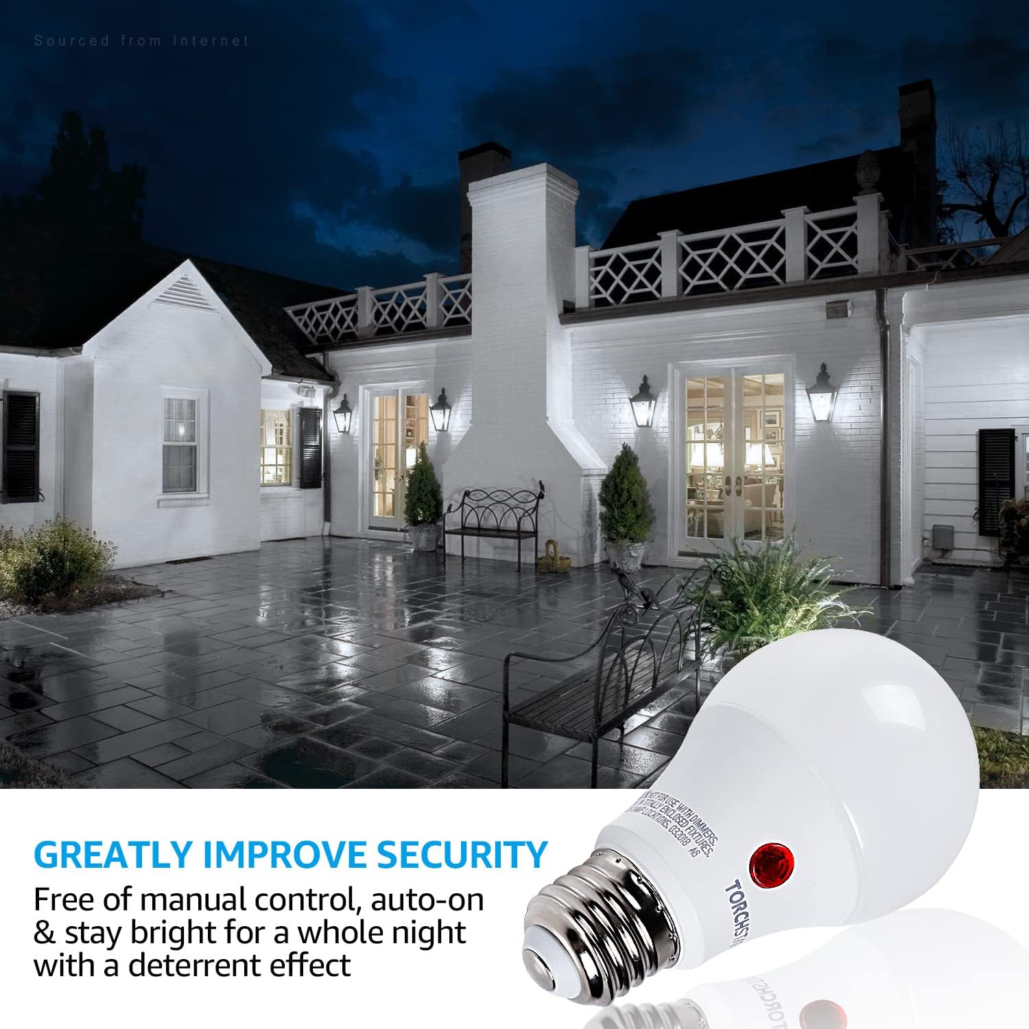 Detalle 1 de TORCHSTAR A-50408 A19 Outdoor LED Bulbs, 5000K Daylight, Dusk-to-Dawn Sensor