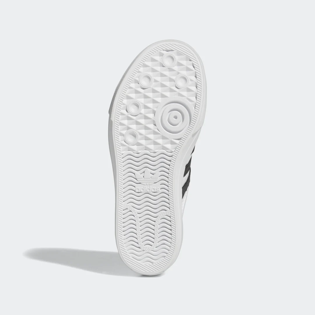 Detalle de Zapatilla Nizza Comfort de Adidas: ficha de compra y valoración