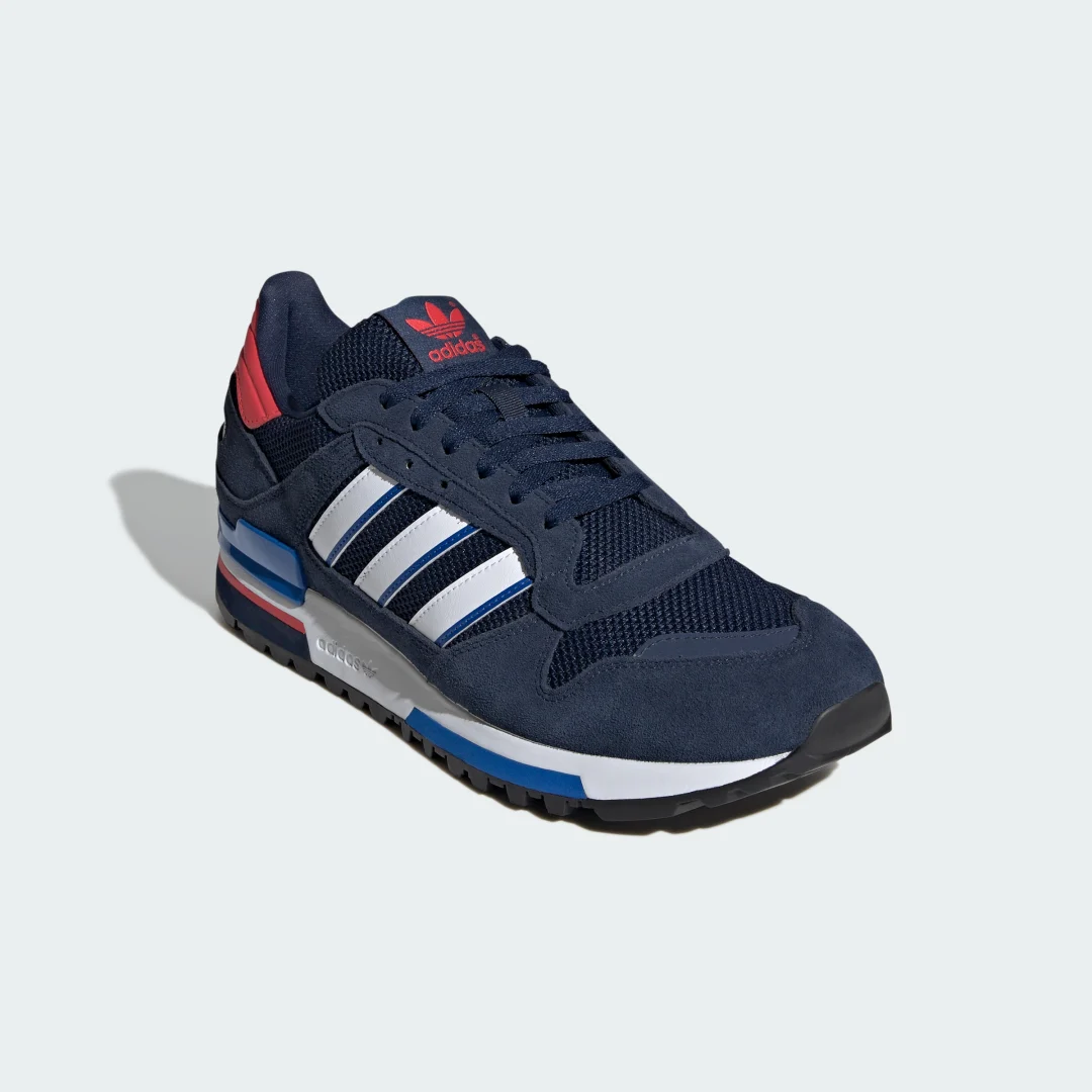 Detalle 2 de Adidas ZX 600: zapatilla azul para uso diario — ¿merece la pena este modelo?