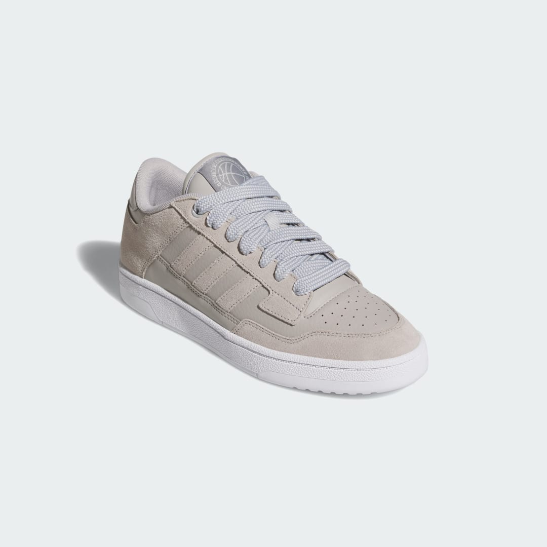 Detalle 2 de Adidas Zapatilla Rapid Court Low − Gris: aire urbano y comodidad para uso diario